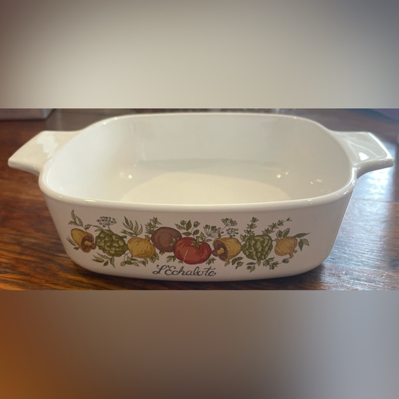 CORNINGWARE Vintage L'Echalote (Spice of Life) 1-Quart Casserole Dish - Picture 2 of 7